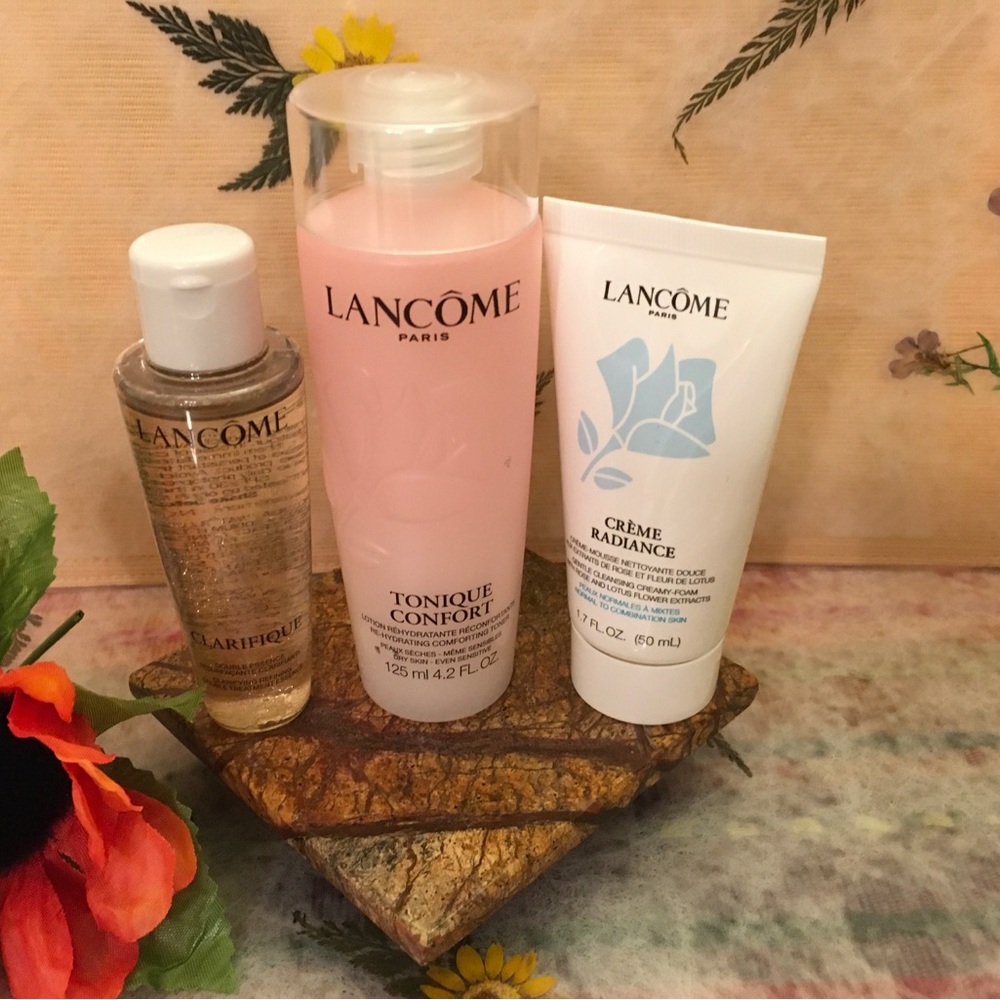 Bundle of skincare. Cleanser, Toner, Serum.